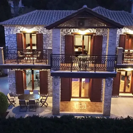 Julieta Stone Villa Antipata (Erisos)